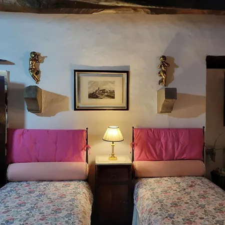 The Small Castle * 哥尔顿