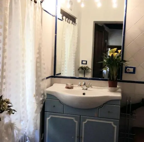 The Small Castle Holiday home *