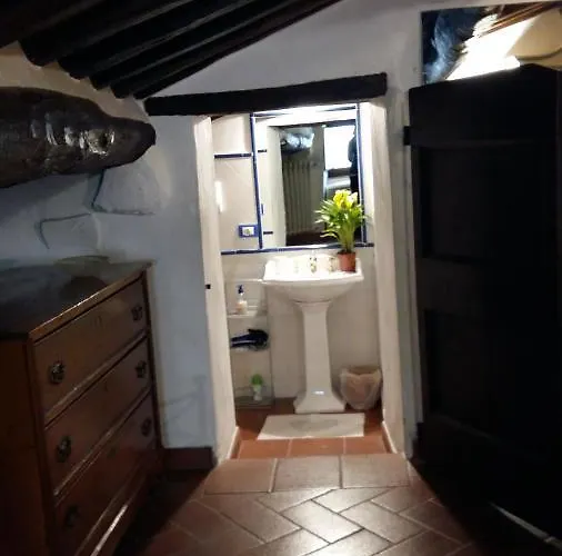 The Small Castle בית נופש